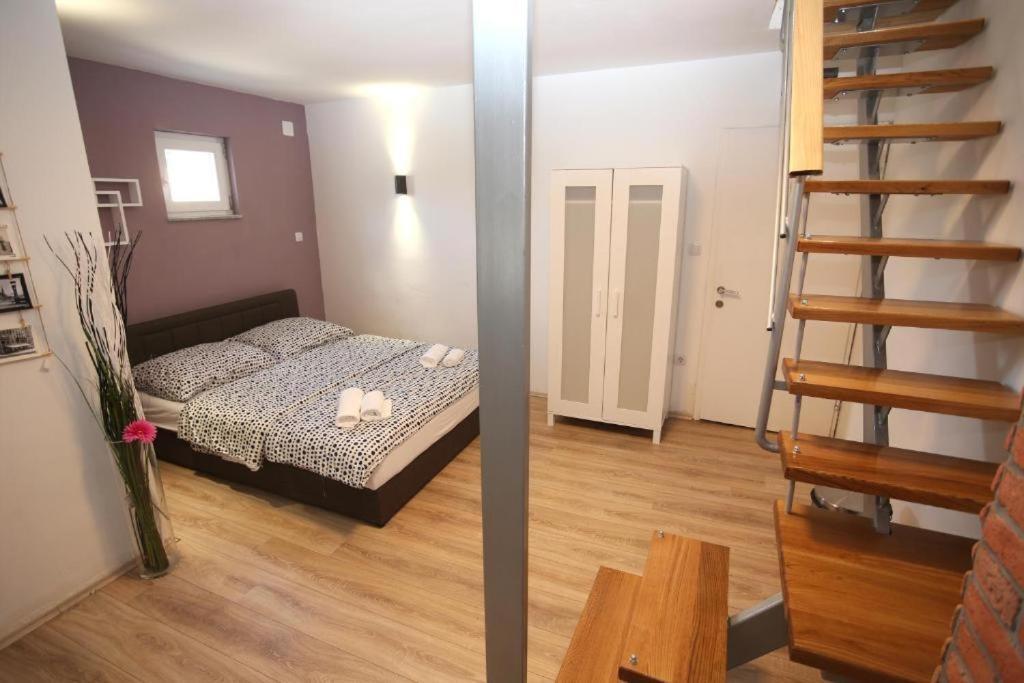 Apartments Rooms Paromlin Centar Zagreb Exterior photo